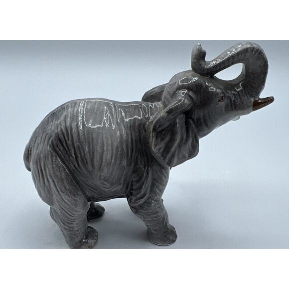 Figurines Elephant Gray Walking Porcelain Glossy Trunk Up Good Luck - Picture 3 of 4